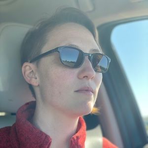 Meet your Posher, Courtney